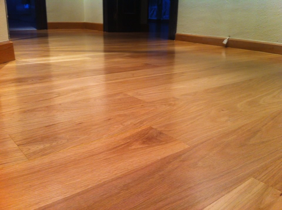 TARIMA MACIZA INTERIOR DE MADERA DE ROBLE SUMINISTRO A TODA ESPAÑA OFERTA FIN STOCK
